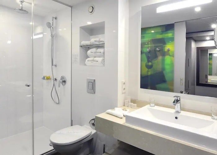 Vier Jahreszeiten 4*