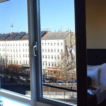 Vier Jahreszeiten 4* Berlín