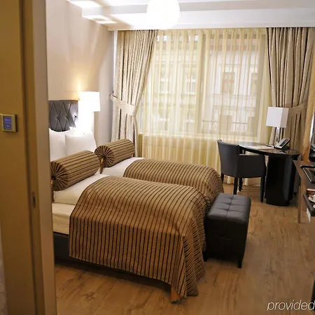 Hotel Vier Jahreszeiten 4*