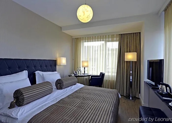 Vier Jahreszeiten Hotel