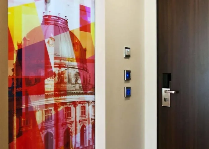 ホテル Vier Jahreszeiten ベルリン