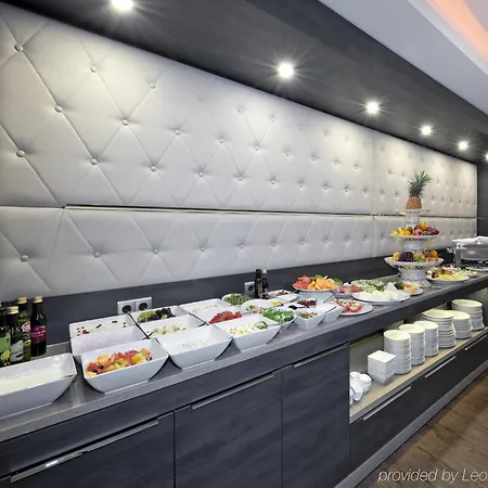 מלון Vier Jahreszeiten ברלין