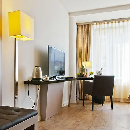 מלון Vier Jahreszeiten