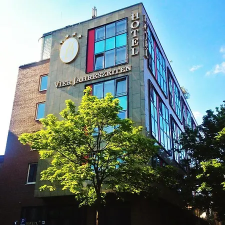 Vier Jahreszeiten מלון