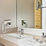 Vier Jahreszeiten Hotel