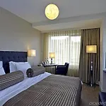 Vier Jahreszeiten Hotel