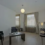 Vier Jahreszeiten Hotel 4*