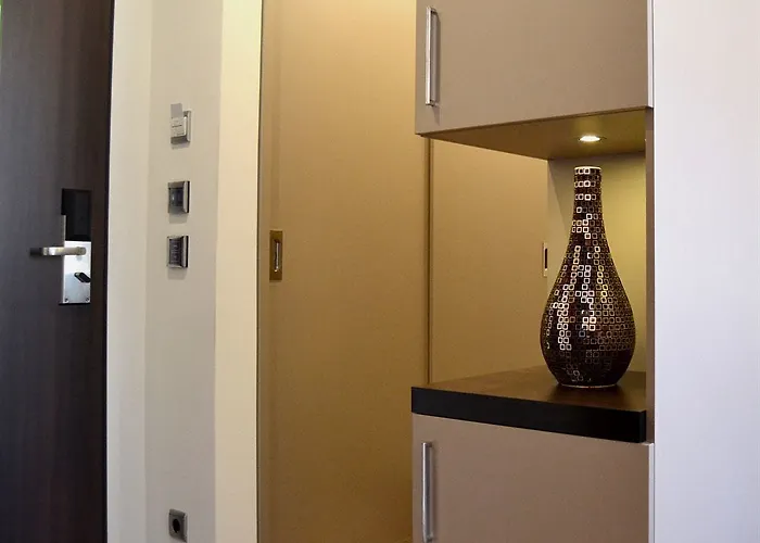 Vier Jahreszeiten 酒店 4*