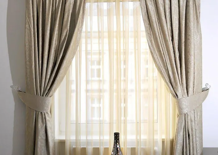 Vier Jahreszeiten 酒店